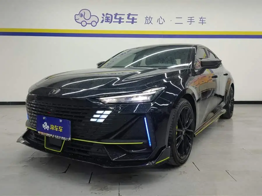 Changan UNI-V 2022 1.5T Sport Version