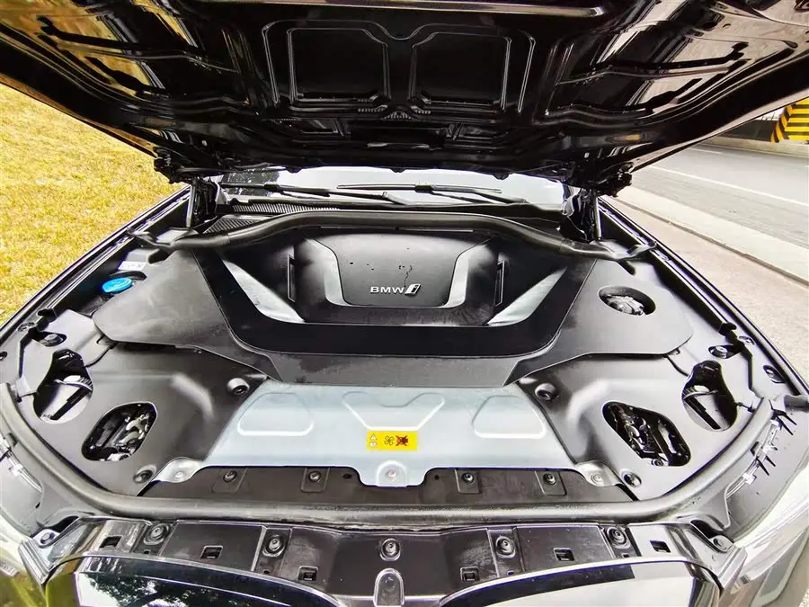 BMW iX3 2021 Leading Edition