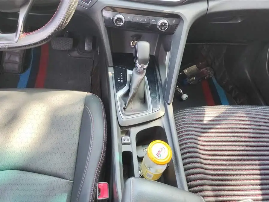 Wolando 2019 Model 530T Automatic Enjoy Version (5+2 seats) National VI