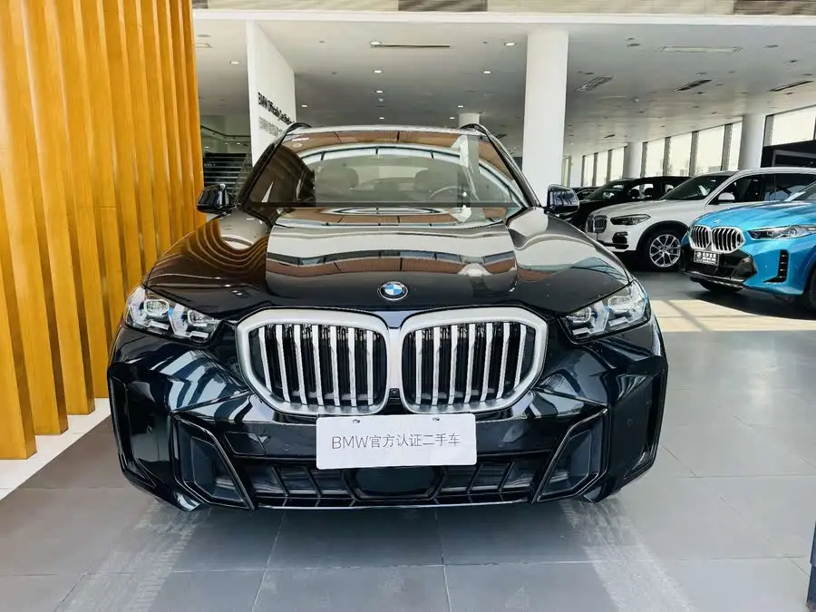 BMW X5 2023 xDrive 40Li Executive M Sport Night Package