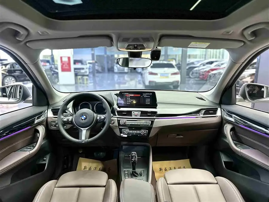 بي إم دبليو X1 2022 sDrive25Li إصدار القيادة