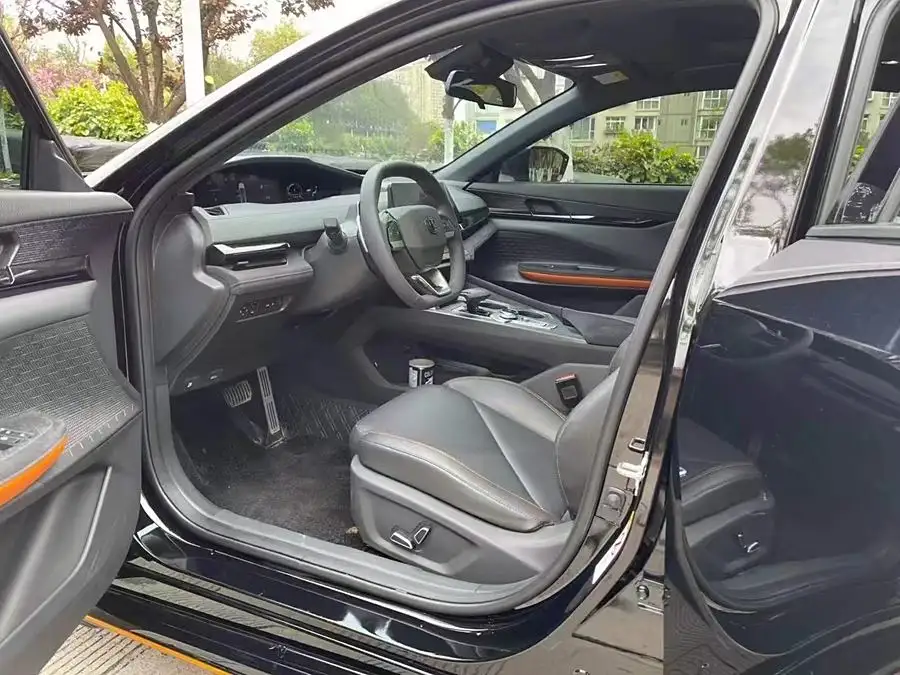 Changan UNI-V 2022 1.5T Sport Edition