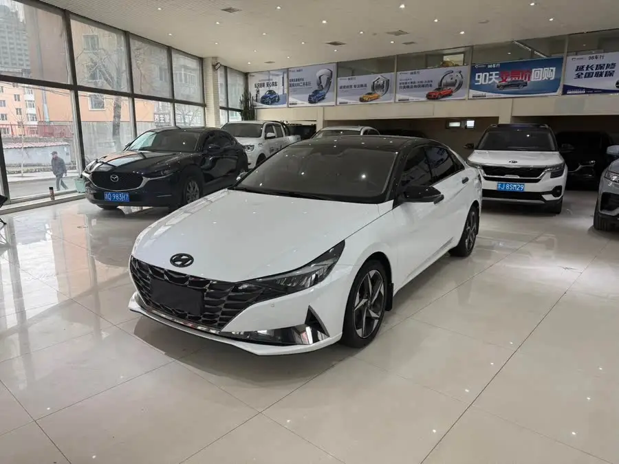 Elantra 2021 1.5L CVT LUX Premium Edition