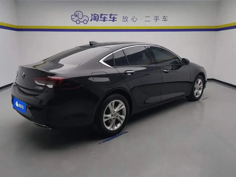 بيوك ريجال 2022 552T إصدار ذكي