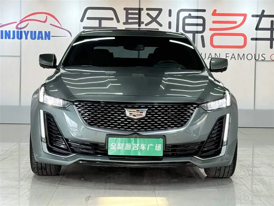 كاديلاك CT5 2023 28T فاخرة (الإصدار القياسي)