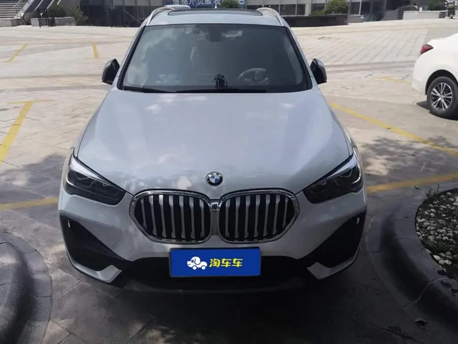 BMW X1 2021 sDrive25Li Leading Edition
