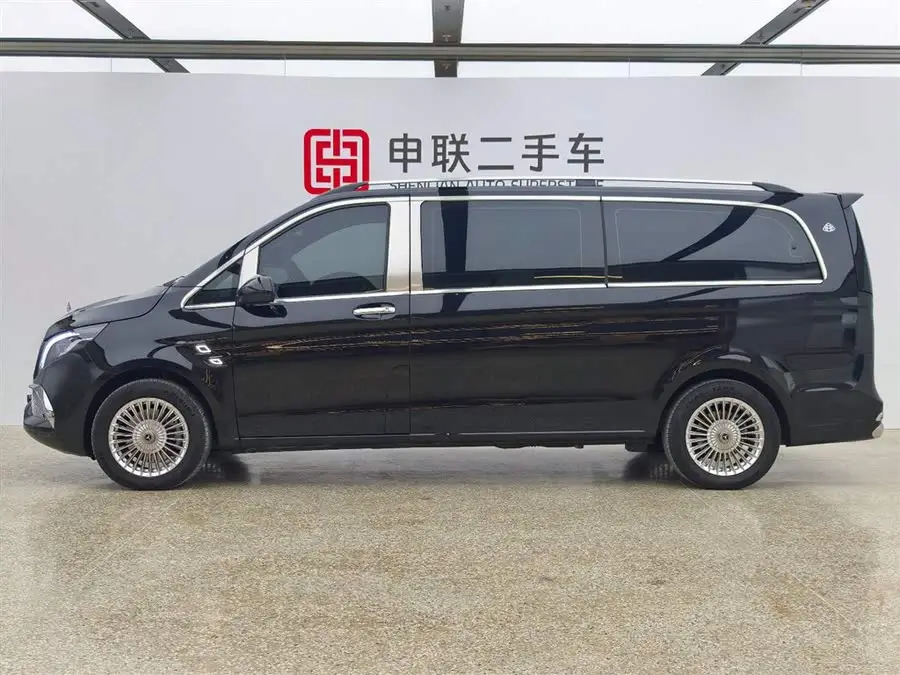 فيتو 2023 2.0T النسخة النخبوية 7 مقاعد