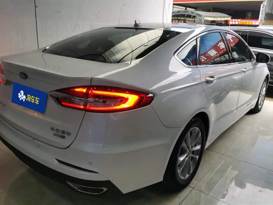 مونديو 2020 إيكو بوست 180 فاشن