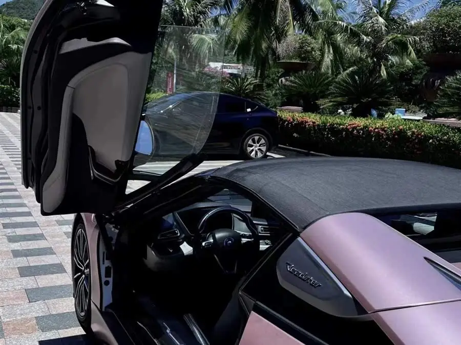 BMW i8 2019 Convertible Sports Car