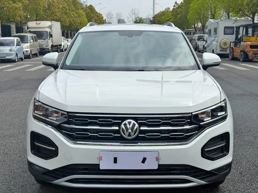 تايرون 2021 330TSI دفع ثنائي فاخرة ذكية الاتصال بلس