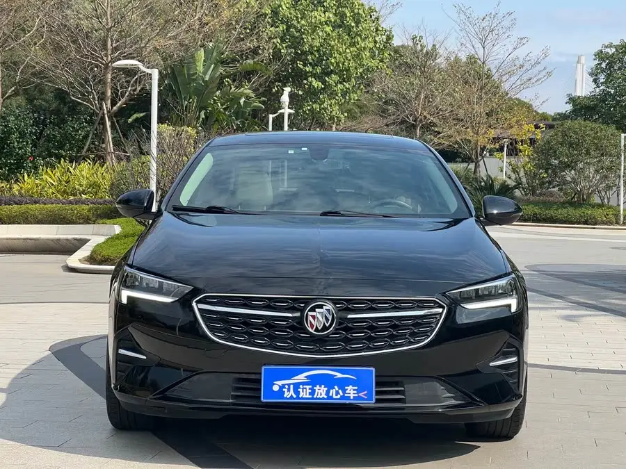 بيوك ريجال 2021 552T النخبة