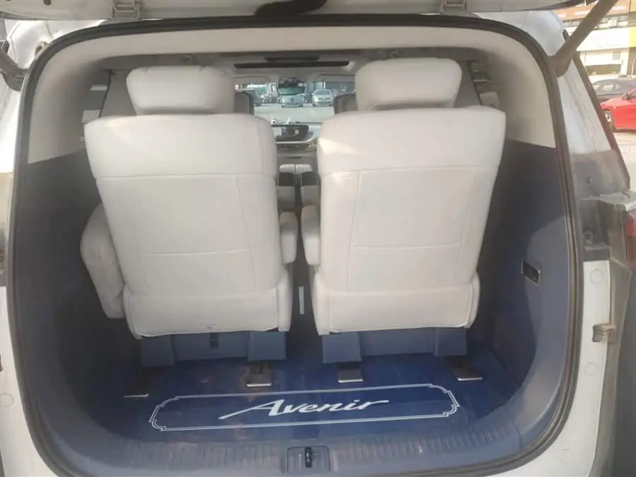 نسخة 2023 سنتشري 2.0T بستة مقاعد