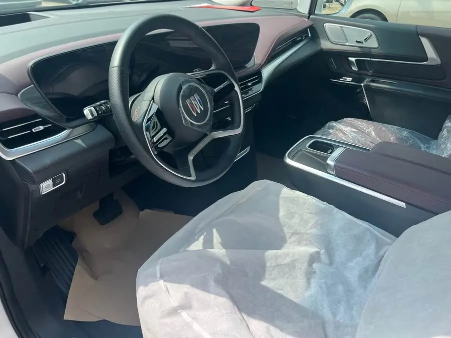 نسخة يونس 2023 من قرن 2.0T بستة مقاعد