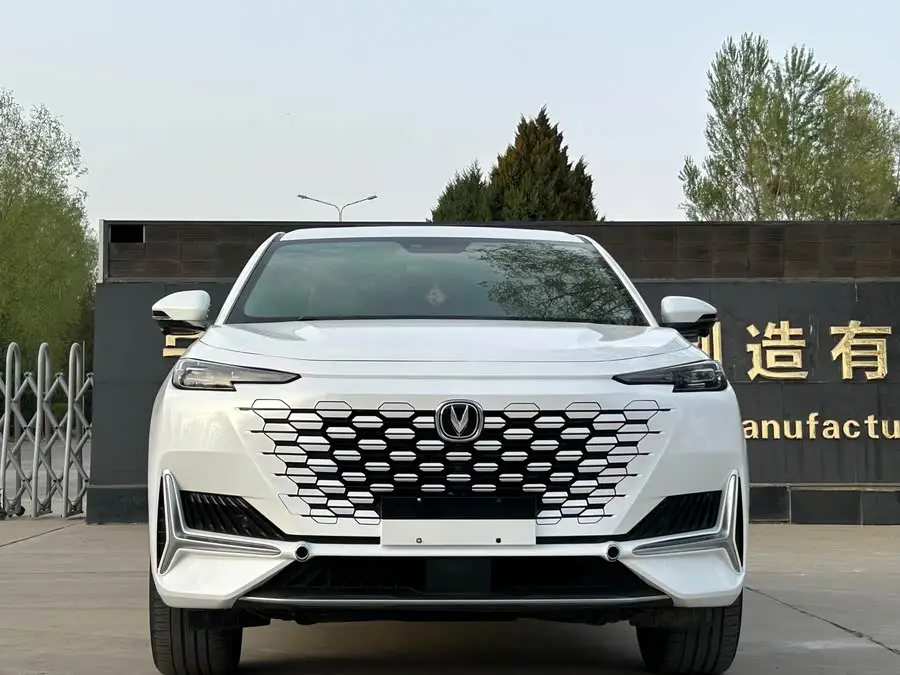 تشانغان UNI-K 2021 2.0T التميز