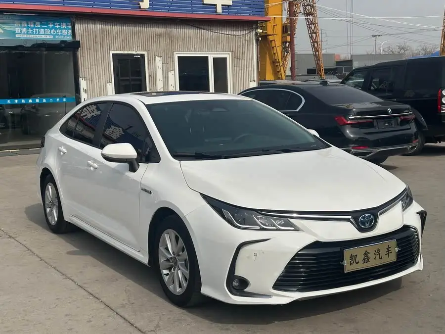 كورولا 2023 1.8 لتر هجين ذكي مزدوج المحرك الإصدار النخبوي