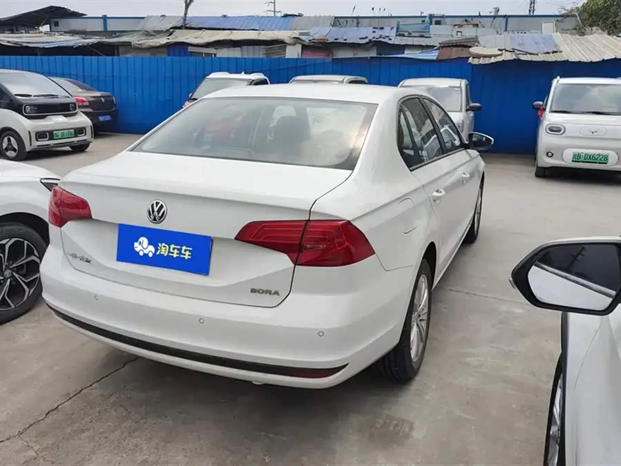 2019 Volkswagen Bora Legend 1.5L Automatic Fashion Edition National VI