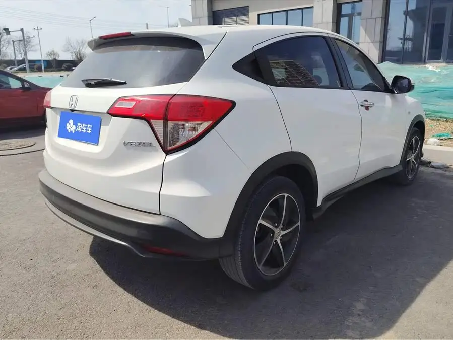 هوندا بريس 2020 نسخة 1.5L CVT الرائدة