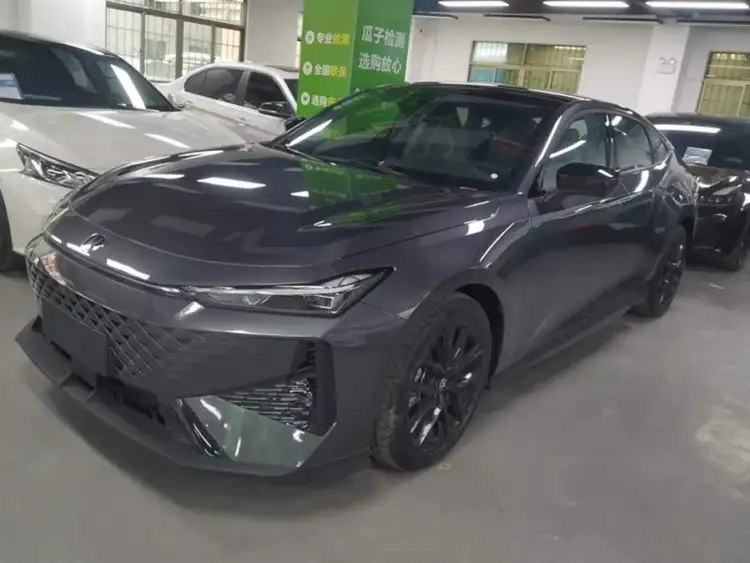 Changan UNI-V 2024 1.5T Premium Edition