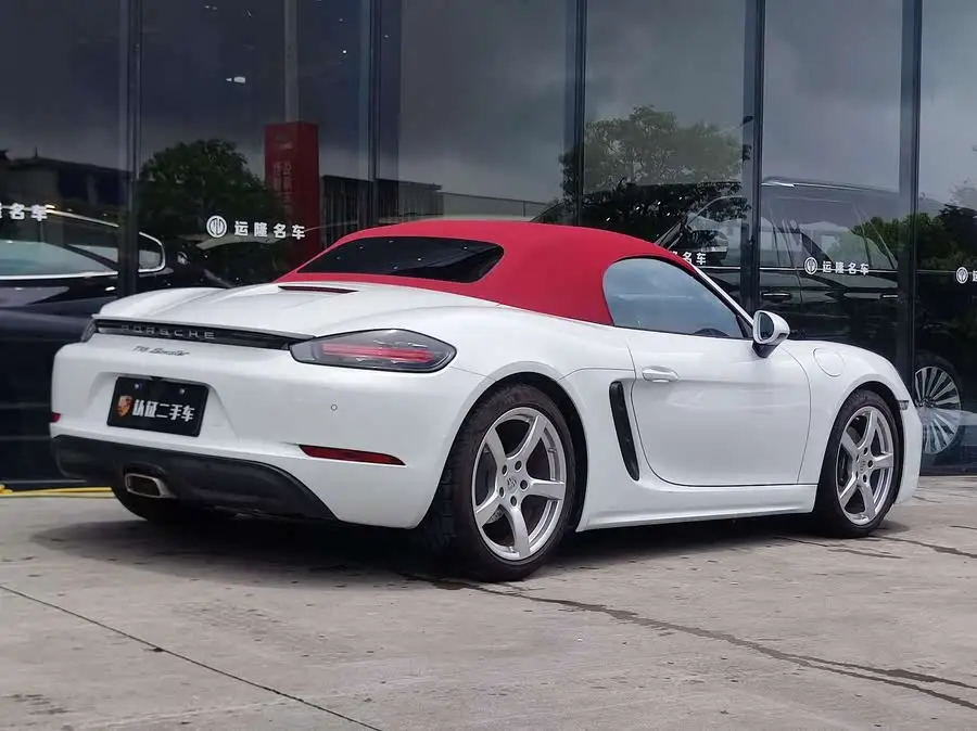 Porsche 718 2022 Model Boxster 2.0T