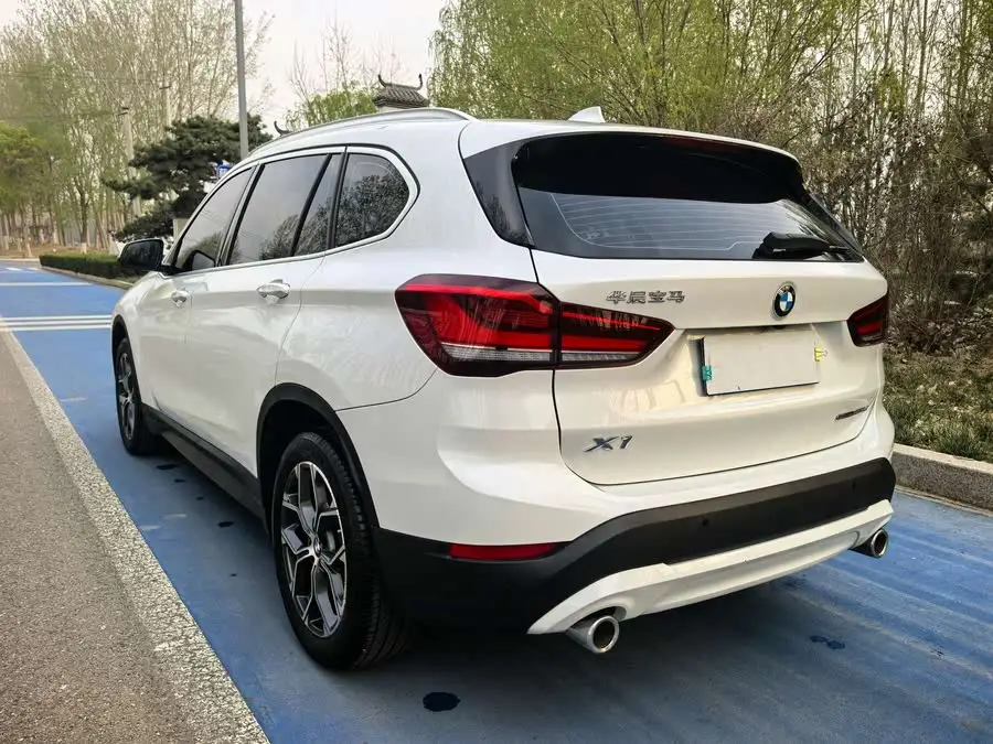 BMW X1 2022 sDrive25Li Leading Edition