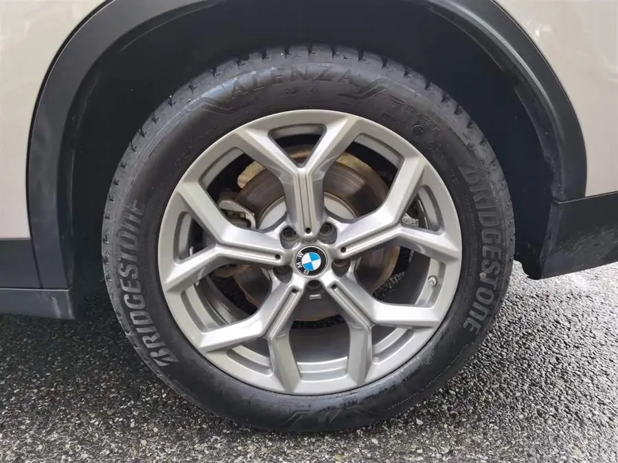 BMW X3 2021 xDrive28i Luxury Package