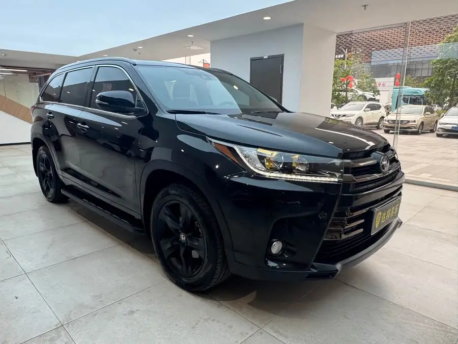 هايلاندر 2018 2.0T دفع رباعي نسخة الفارس 7 مقاعد المواصفة الوطنية السادسة