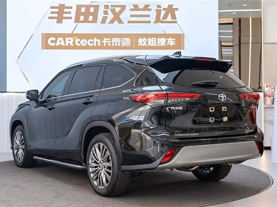 هايلاندر 2022 380T نسخة الدفع الرباعي الفاخرة 7 مقاعد