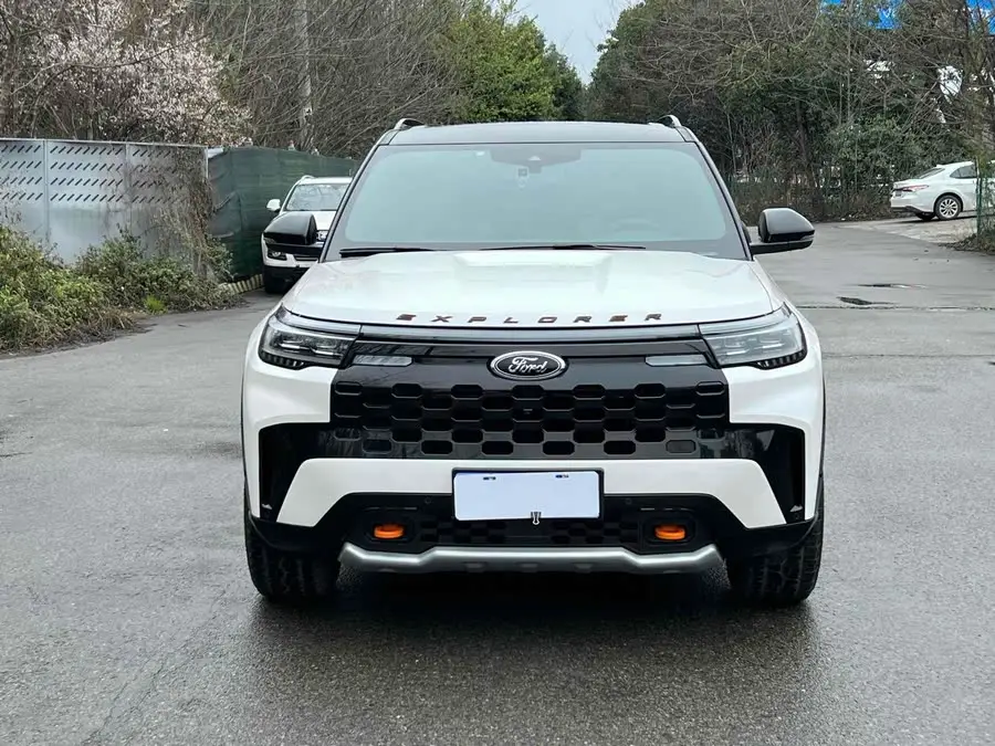 مستكشف 2023 EcoBoost 285 نسخة قمة كونلون 7 مقاعد