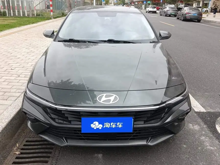 إلانtra 2023 1.5L CVT GLX النخبة