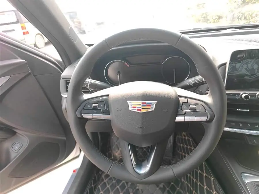 Cadillac CT4 2022 28T Luxury