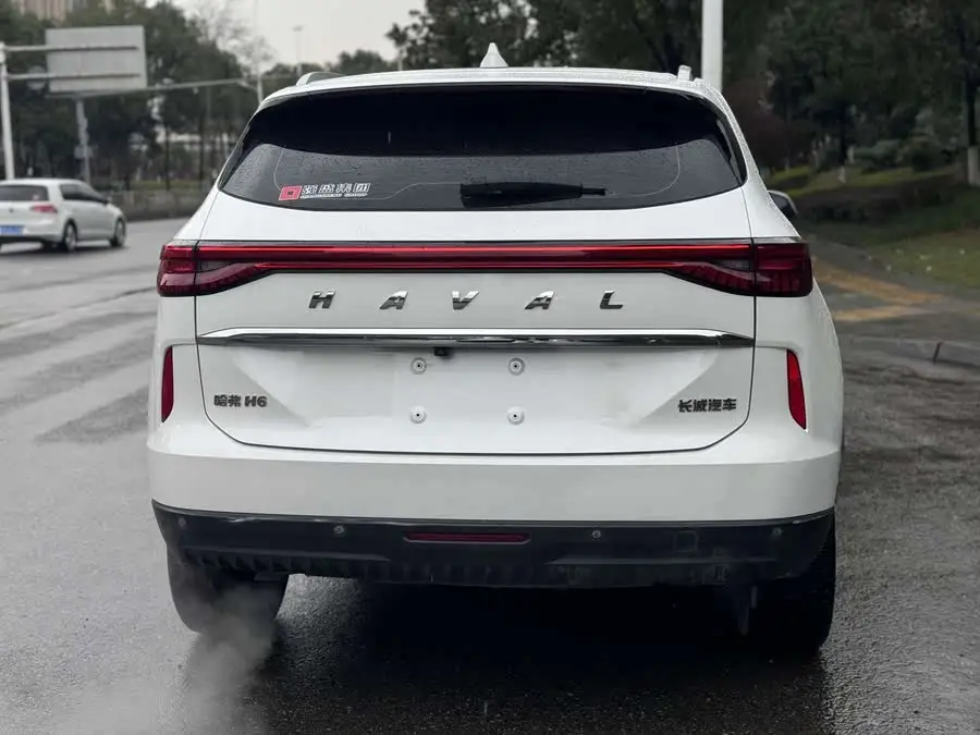 هافال H6 2021 1.5T أوتوماتيكي بطل