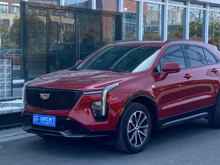 Cadillac XT4 2024 28T AWD Luxury