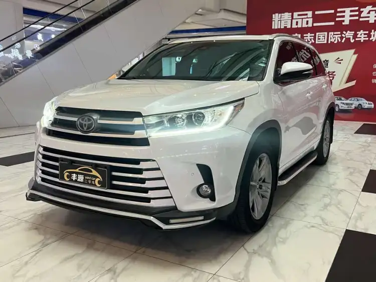 Highlander 2018 2.0T AWD Luxury Edition 7-seater National VI