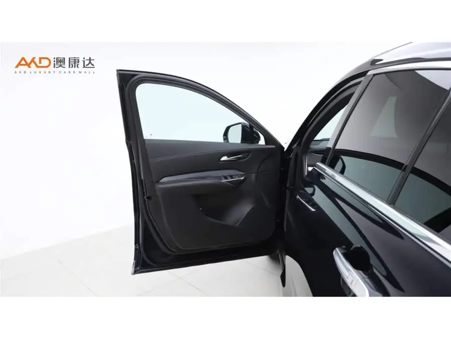 Cadillac XT4 2021 28T Luxury FWD