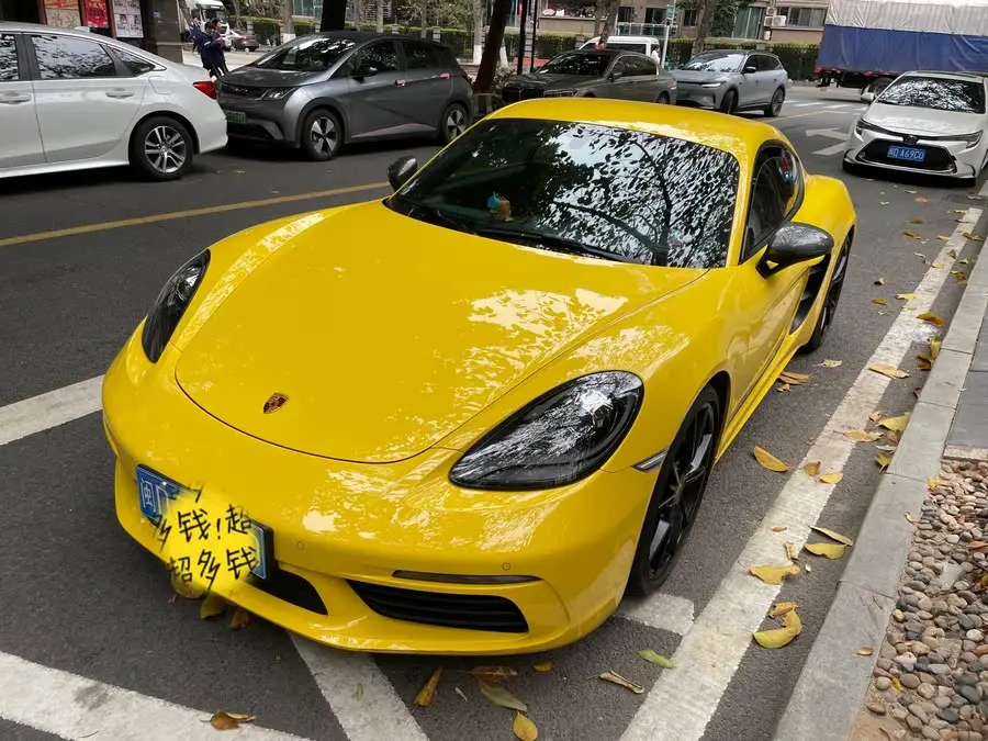 Porsche 718 2022 Cayman 2.0T