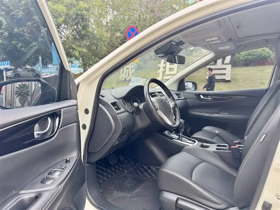 نيسان تييدا 2021 1.6 لتر CVT النسخة الذكية