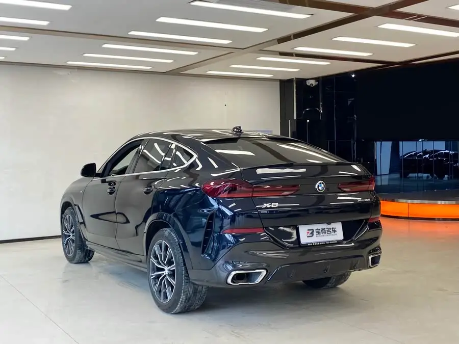 بي إم دبليو X6 2022 xDrive30i حزمة M الرياضية