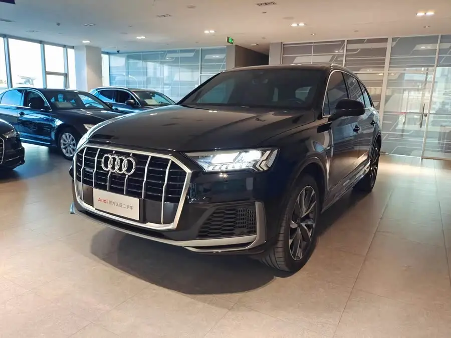 Audi Q7 2023 55 TFSI quattro S line Sport