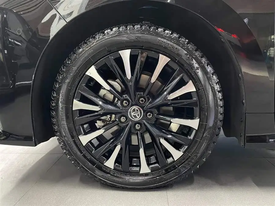 ألفارد 2024 هايبرد 2.5 لتر إصدار بريميوم