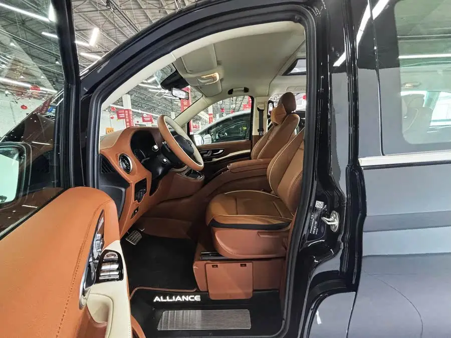 فيتو 2023 2.0T نسخة الأعمال 7 مقاعد