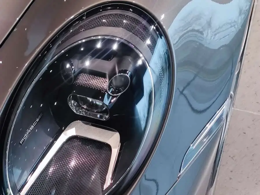 بورش 911 2025 كاريرا T 3.0T