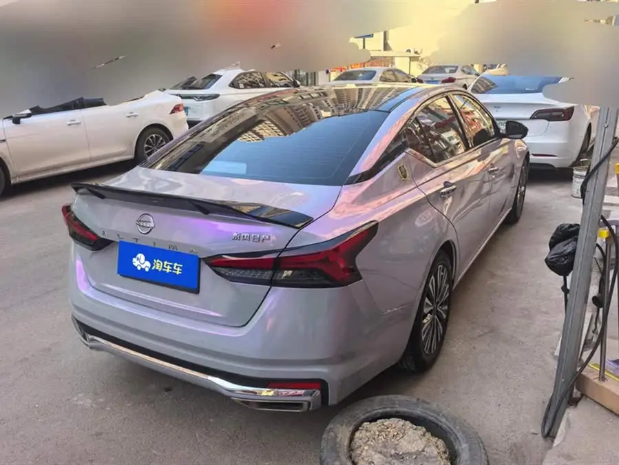 تينّا 2022 2.0L XL-Upr النسخة المفضلة