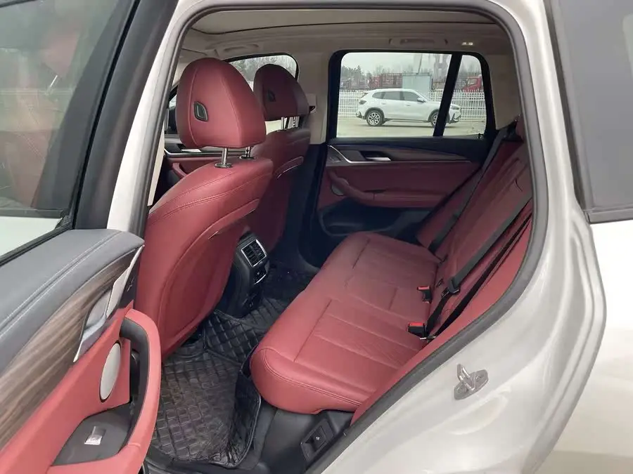 BMW X3 2023 xDrive30i Leading Edition M Night Package