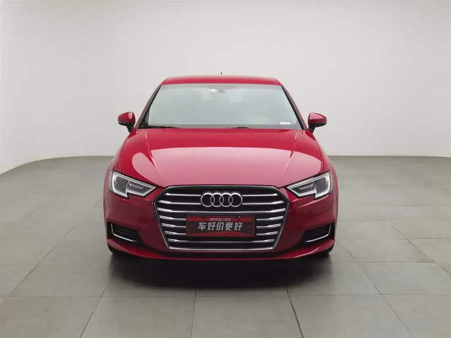 أودي A3 2020 سبورت باك 35 TFSI طراز متقدم وطنية VI