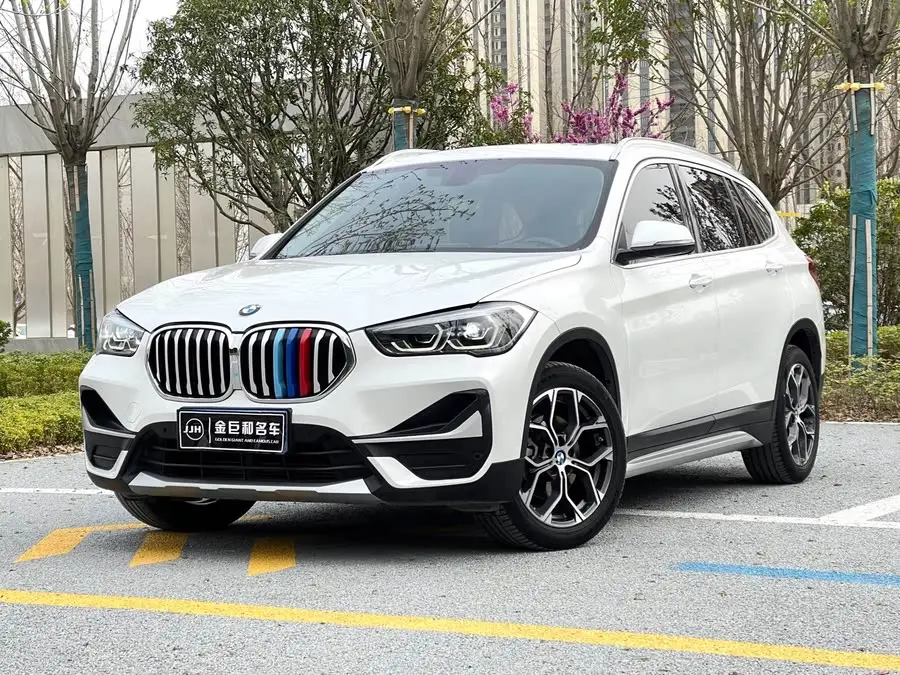 BMW X1 2022 sDrive20Li Luxury