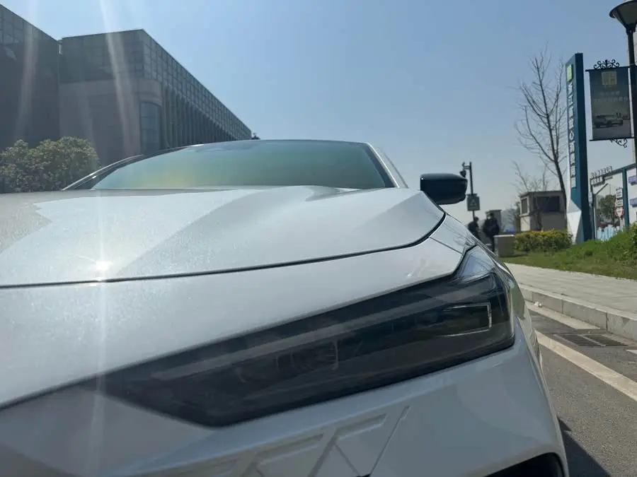 Changan UNI-V 2023 1.5T Sport Edition