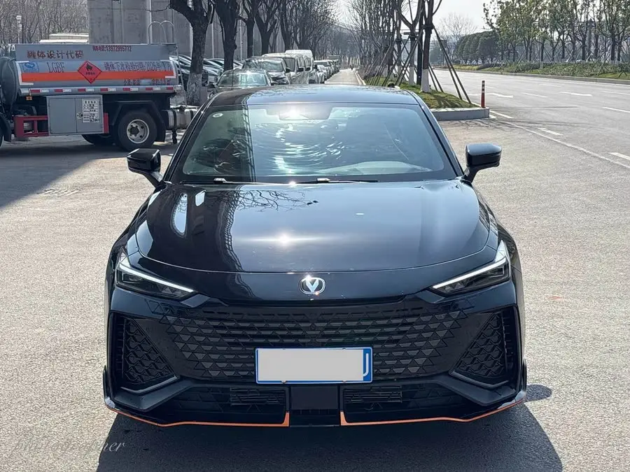 Changan UNI-V 2024 2.0T Classic Sports Version