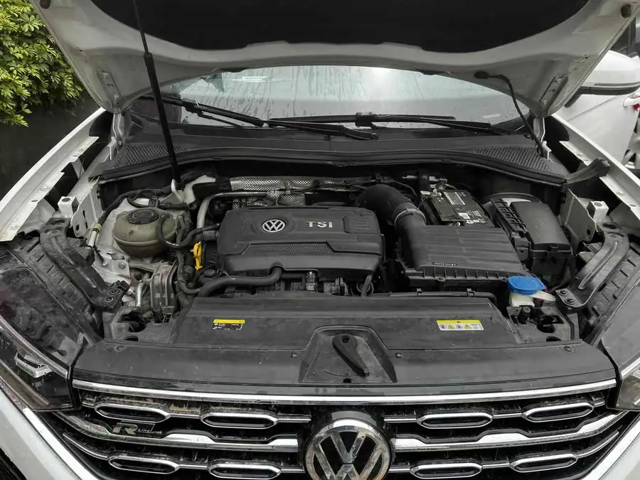 معلومات أساسية عن السيارة