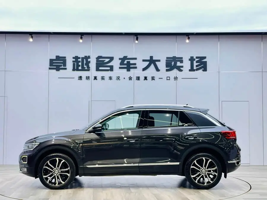 T-ROC 2020 طراز 280 TSI DSG دفع ثنائي إصدار الراحة