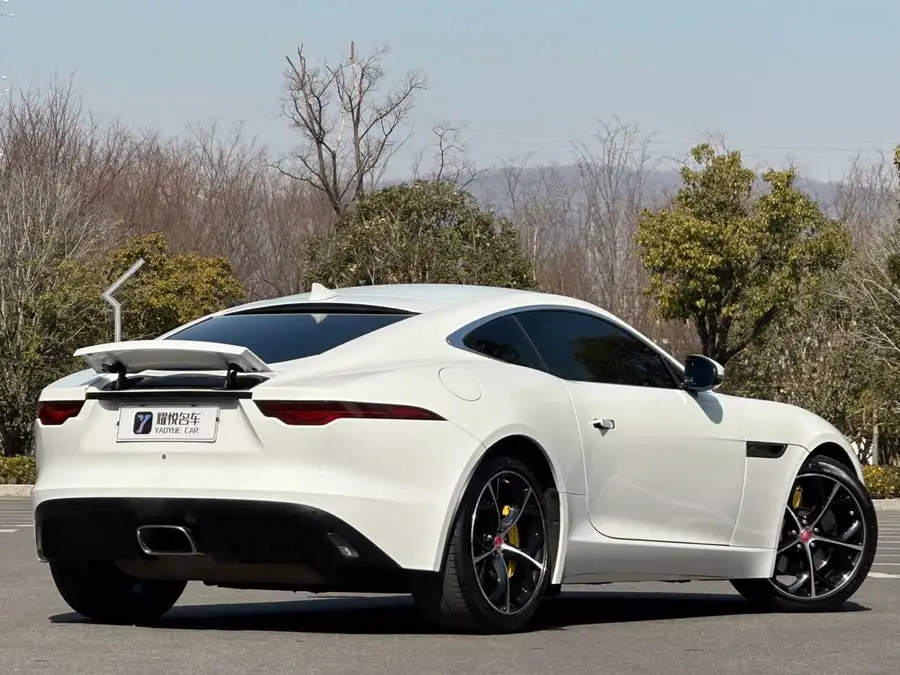 Jaguar F-TYPE 2021 P300 Rear-Wheel Drive Coupe